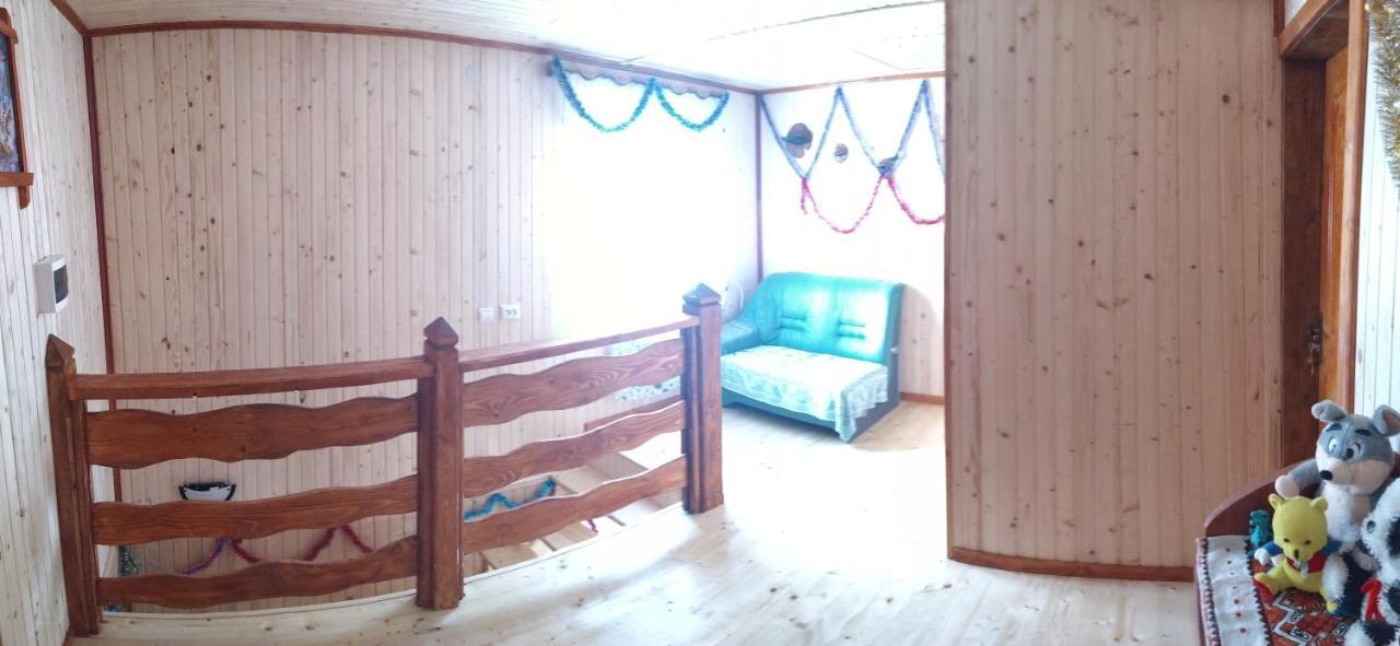 Родинна Оселя Slawske Exterior foto